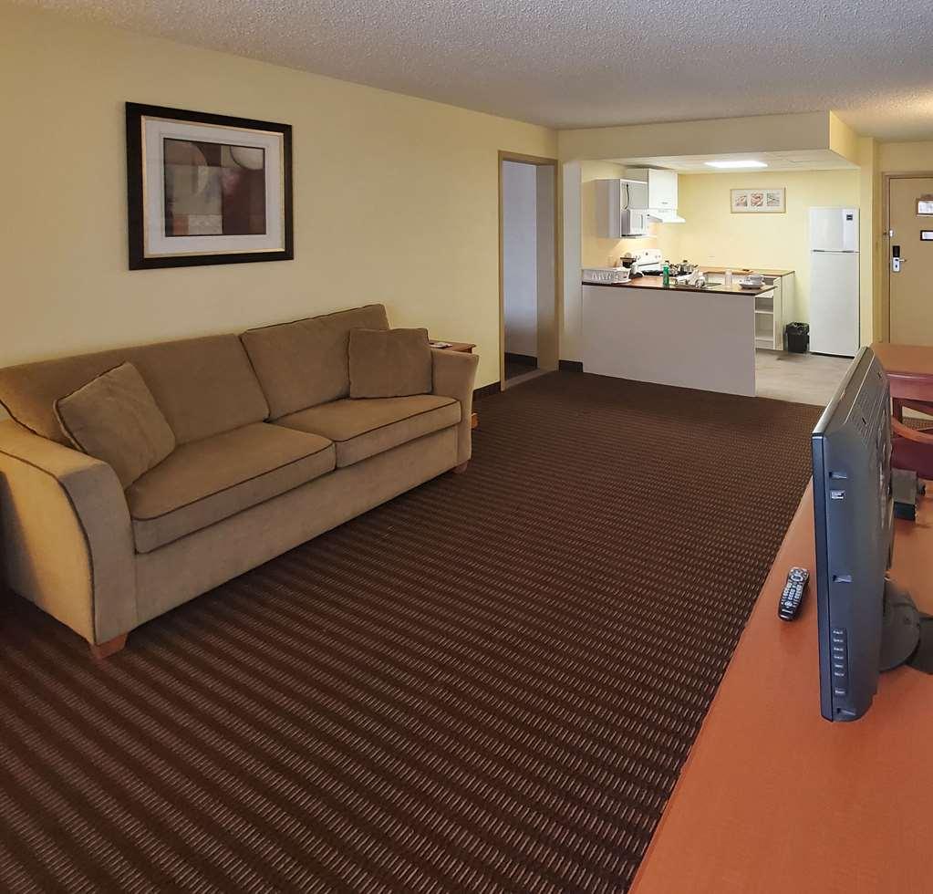 All Stay Suites Westlock Room photo